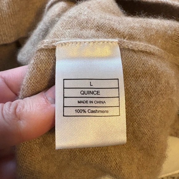 Quince Beige V-Neck Cashmere-Blend Sweater - Picture 5 of 5